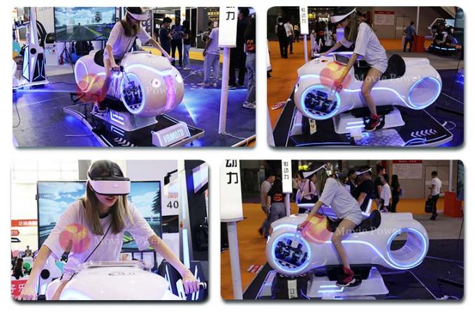 Weißes Motorrad der Farbvirtuellen realität 9D, das Simulator für Kinder und Erwachsene läuft 1