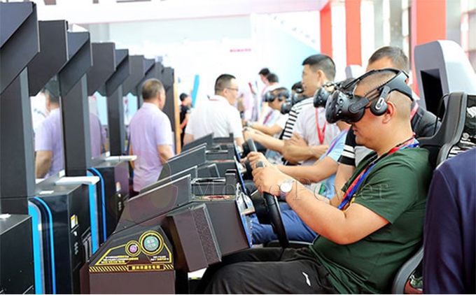 Indoor-Spielplatz Rennfahrtsimulator Virtuelle Realität Spiel 9D VR Gaming-Ausrüstung 2